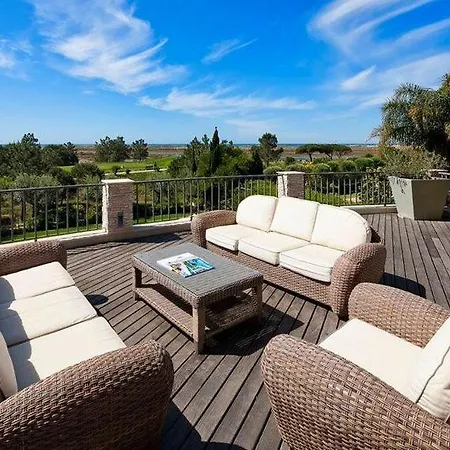 Sleeps 12 Pool Air Con Wifi *
