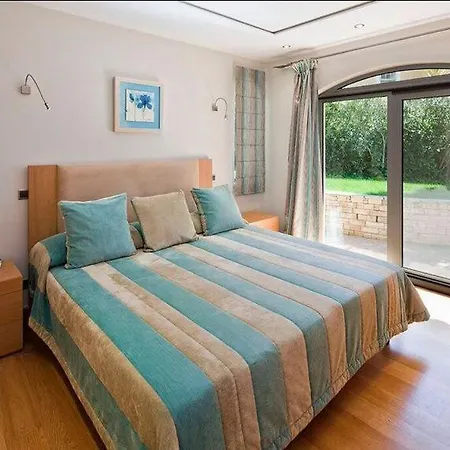 Sleeps 12 Pool Air Con Wifi Villa *