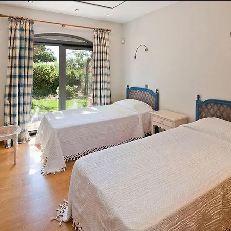 Sleeps 12 Pool Air Con Wifi Villa *