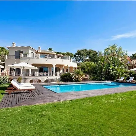 Sleeps 12 Pool Air Con Wifi Villa